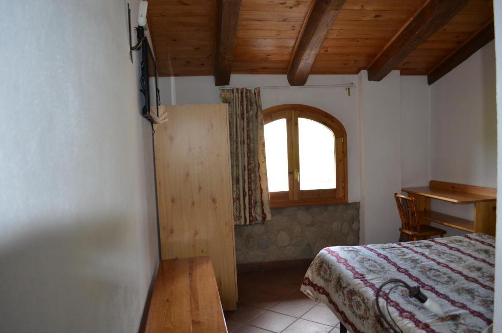 Casa Rural La Vall Del Cadi La Seu d'Urgell Rum bild